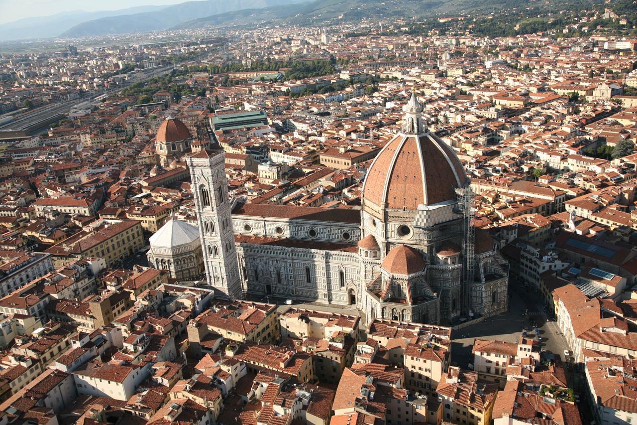 Gate Of Paradise Florence B&B ภายนอก รูปภาพ