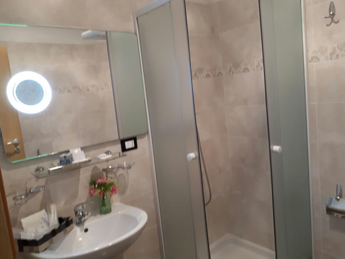 Gate Of Paradise Florence B&B ภายนอก รูปภาพ